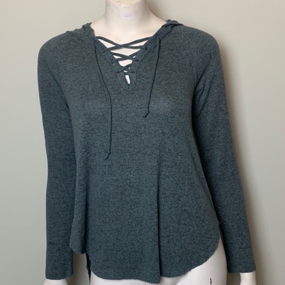 Large Green Long Sleeve Top by American Eagle